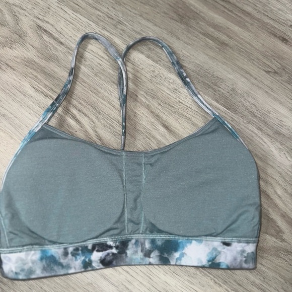 Lululemon Flow Y Bra Nulu *Light Support - Picture 8 of 8
